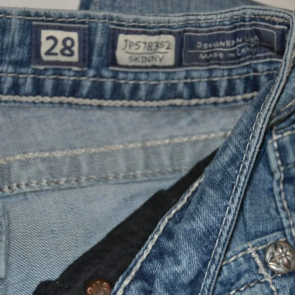 Miss Me skinny jeans Size 28  Excellent condition. - Picture 4 of 11